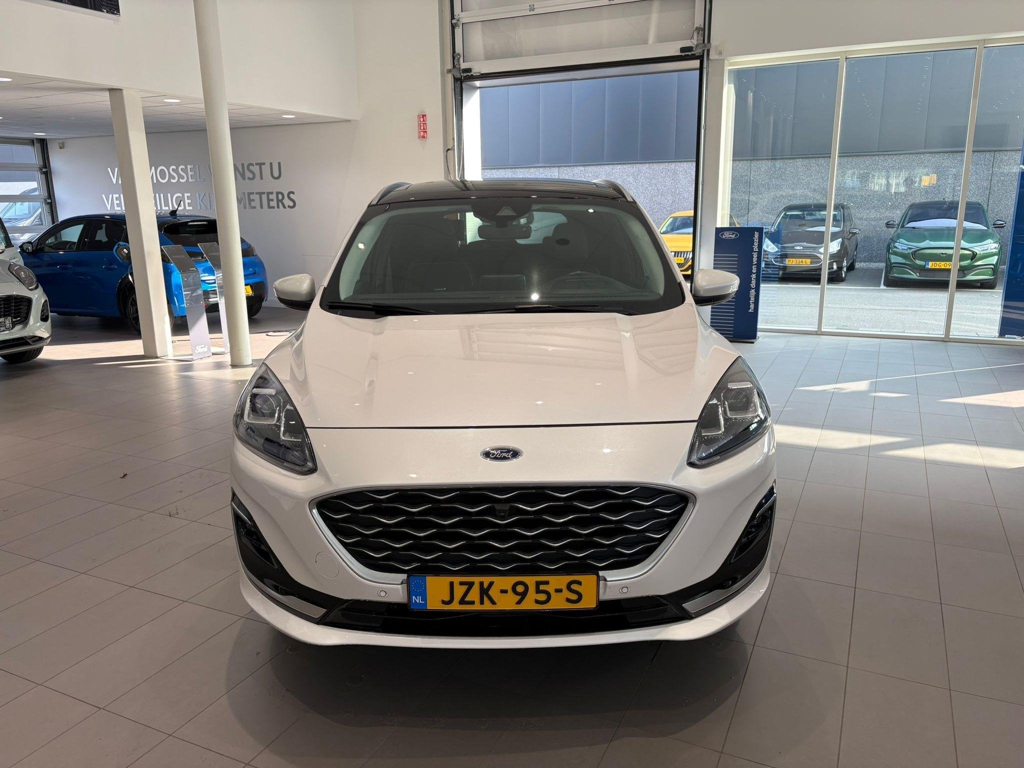 Ford Kuga 2.5 PHEV Vignale TREKHAAK | VIGNALE | LEDERE STOEL, 12 maanden, 14 kWh, Gebruikt, Euro 6