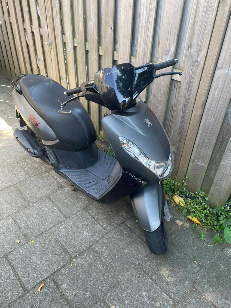 Peugeot kisbee