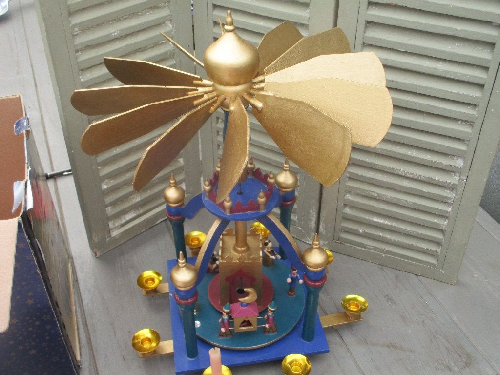 Kerst-Piramide-kerstcaroussel,v.a 65,00e, Diversen, Ophalen of Verzenden, Zo goed als nieuw