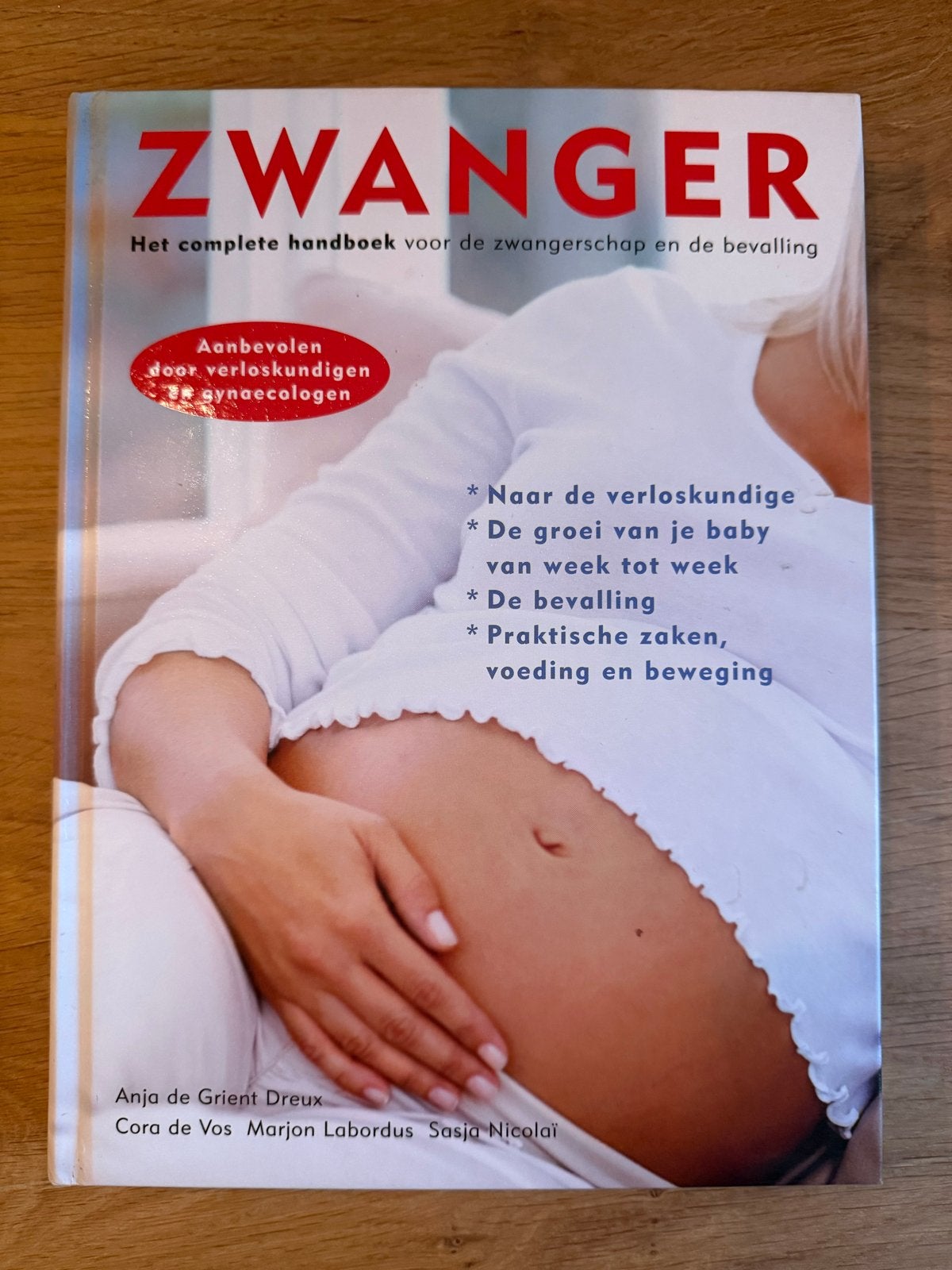 Zwanger: Het complete handboek, Ophalen of Verzenden, Zo goed als nieuw, Zwangerschap en Bevalling