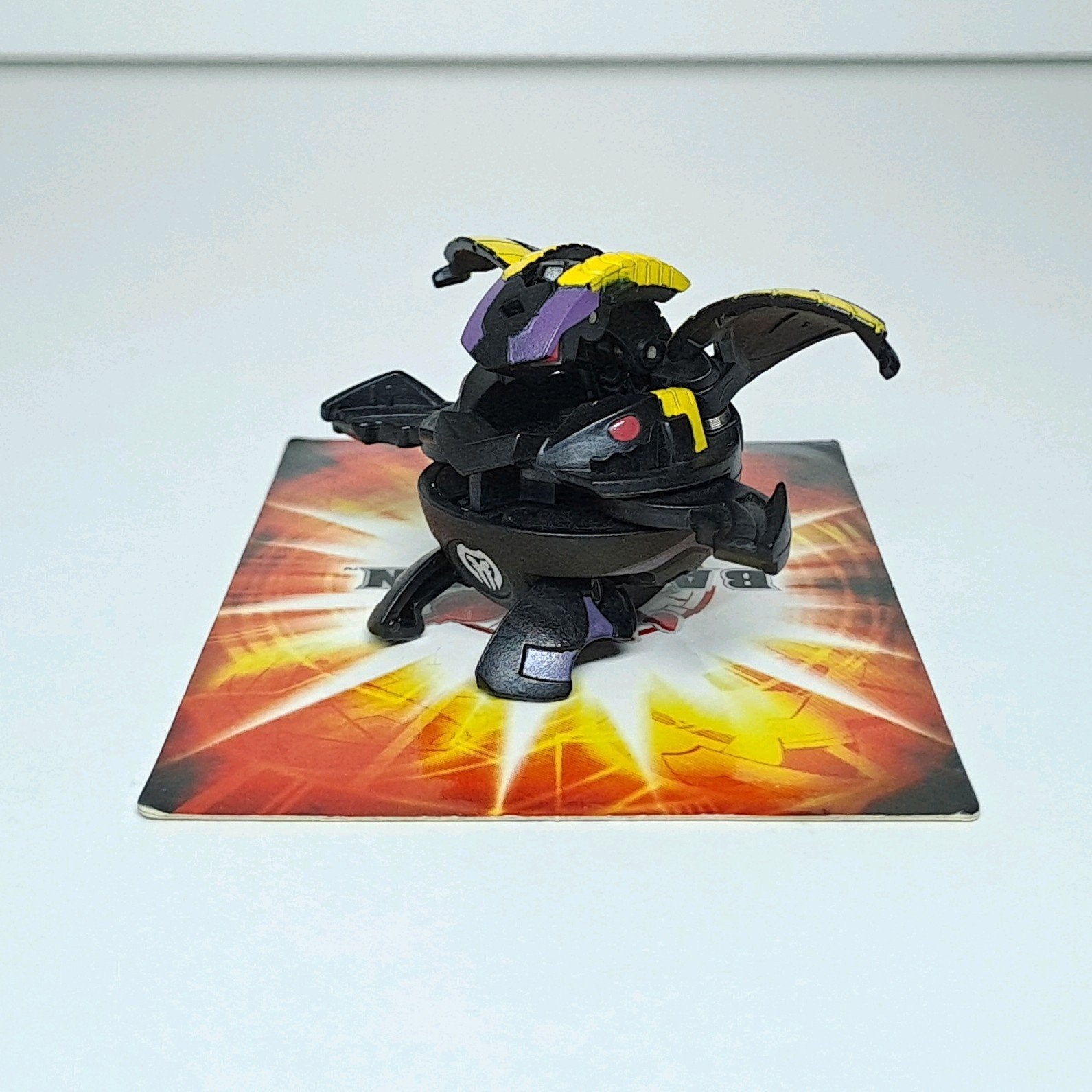 Bakugan Darkus Midnight Percival New Vestroia 650G, Ophalen of Verzenden, Zo goed als nieuw