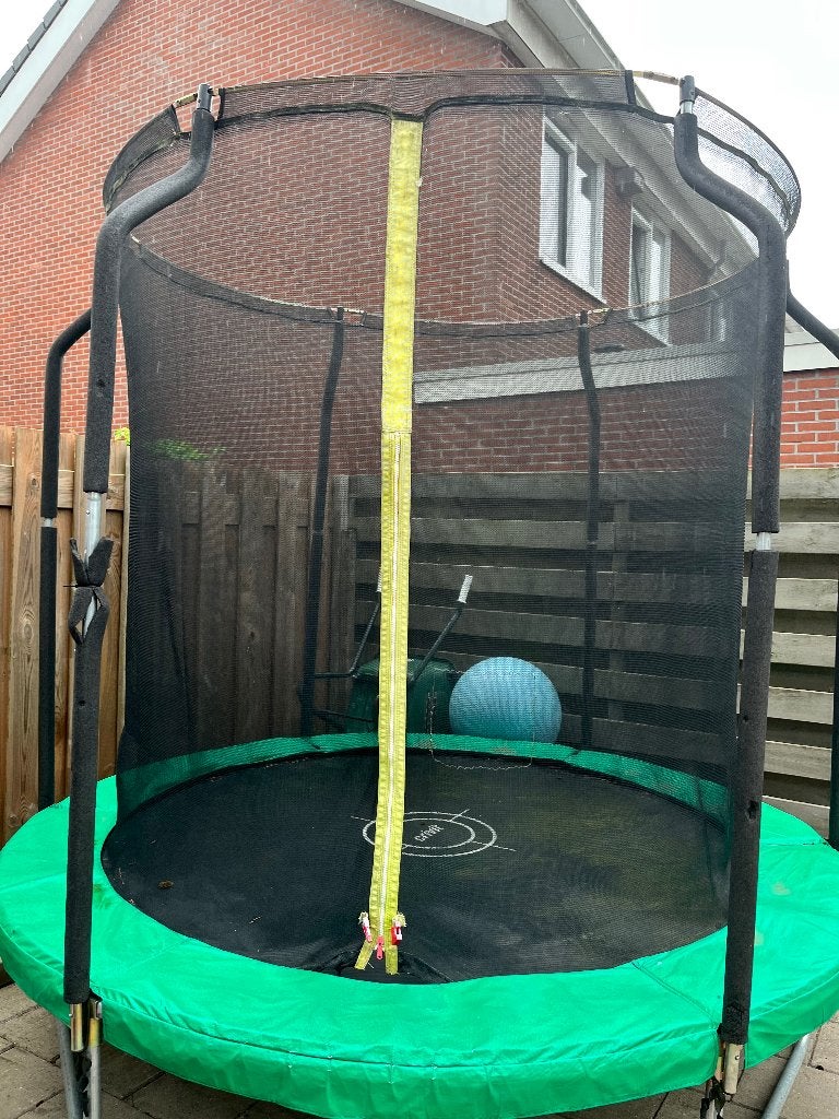 Trampoline, Ophalen, Gebruikt