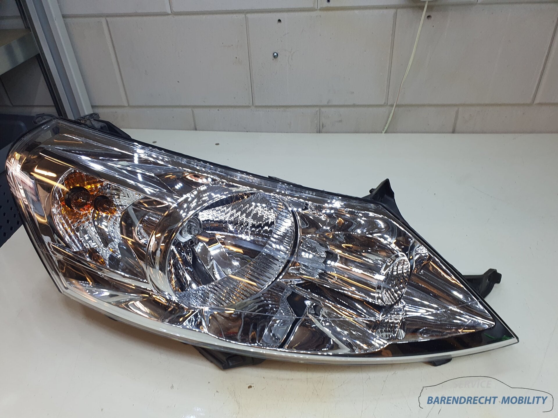 Peugeot Expert Tepee Citro n Jumpy G9 koplamp 89902604 recht, Taurusavenue 1
2132 LS  Hoofddorp, NL, Gebruikt, Contact.group@renault.com