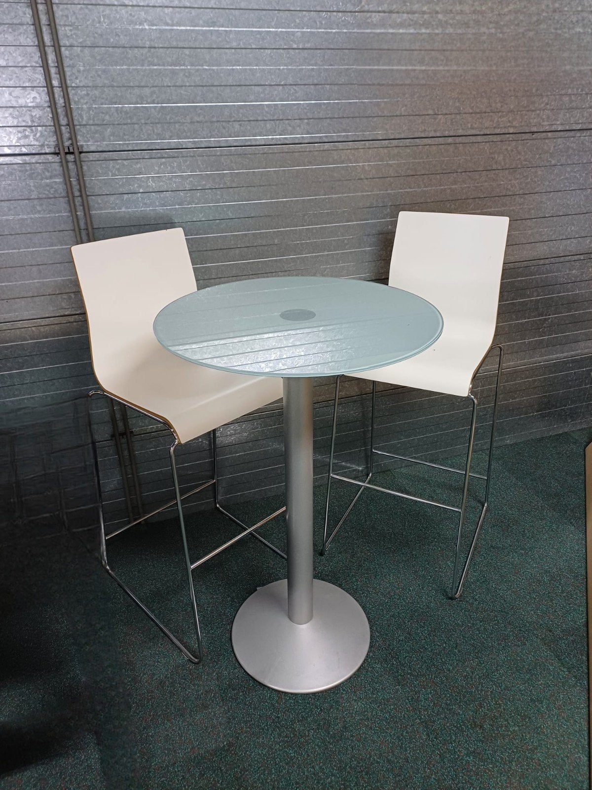 Set van 2 barkrukken met bartafel, Ophalen, Gebruikt, 90 cm of meer, Metaal