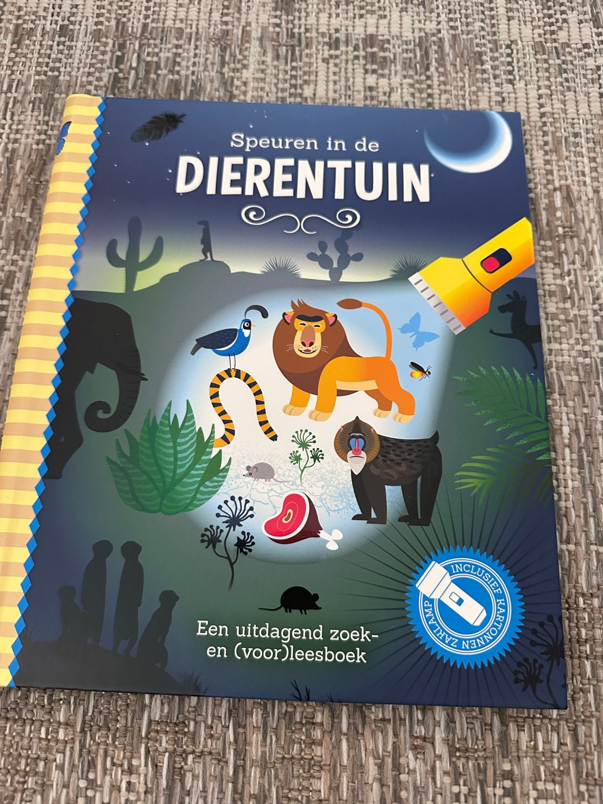 Speuren in de Dierentuin - Zoek- en Voorleesboek, Ophalen of Verzenden, Zo goed als nieuw, Uitklap-, Voel- of Ontdekboek, 3 tot 4 jaar