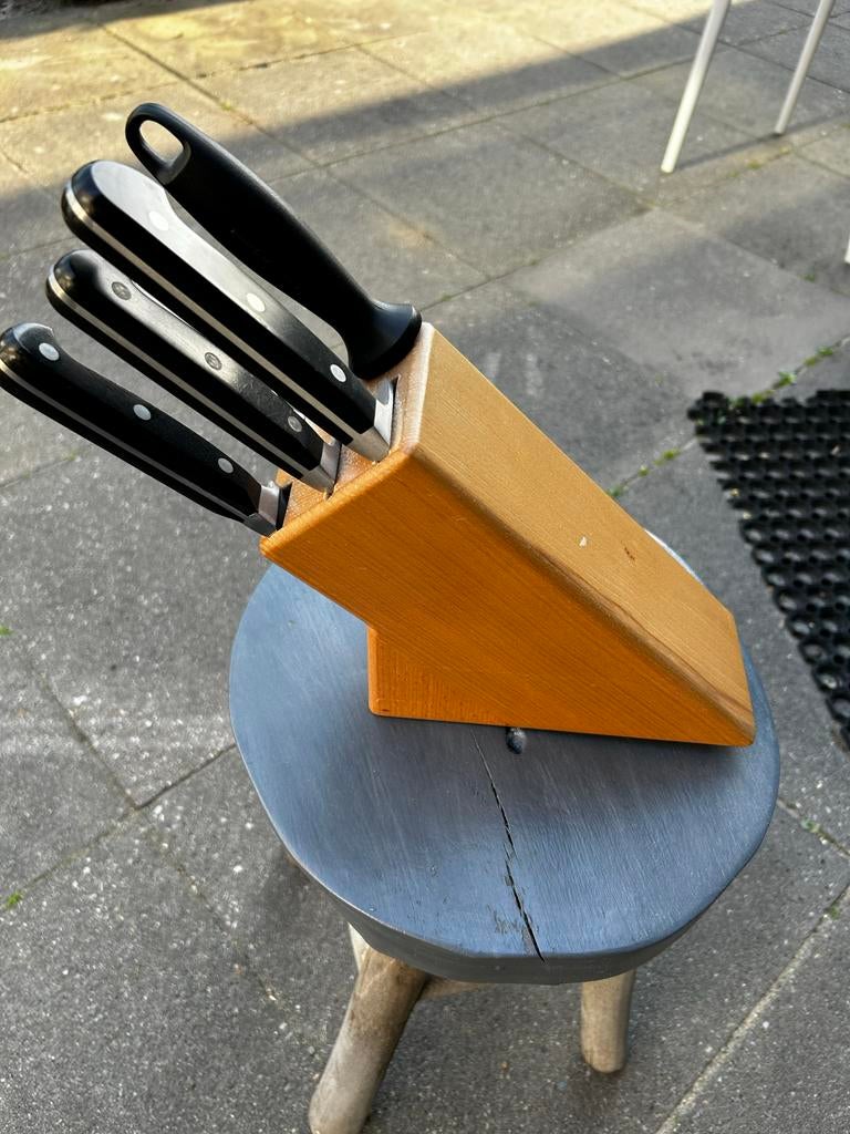 🧑‍🍳Zwilling messenblok 5 messen en aanzetstaal nu €70, Ophalen, Overige typen, Hout, Zo goed als nieuw