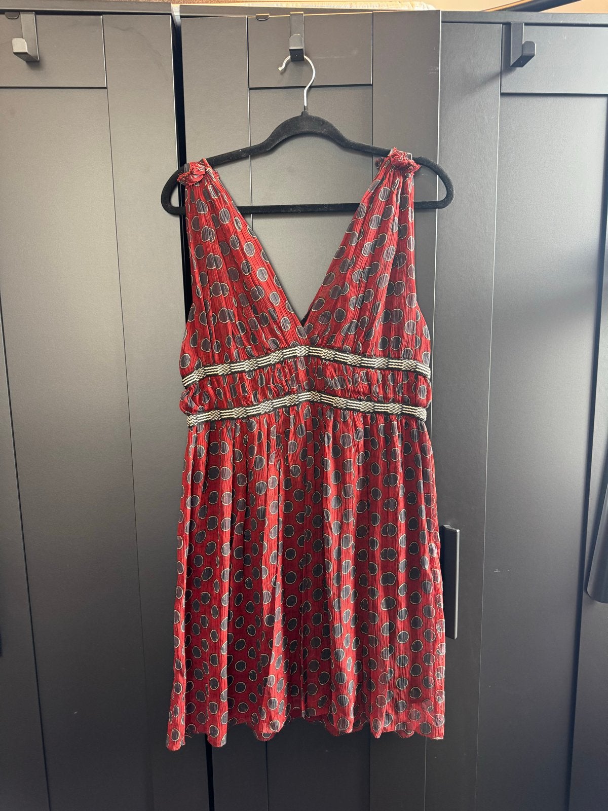 Isabel marant etoile Rode zomerjurk met stippen en V-hals 42, Maat 38/40 (M), Ophalen of Verzenden, Zo goed als nieuw, Boven de knie