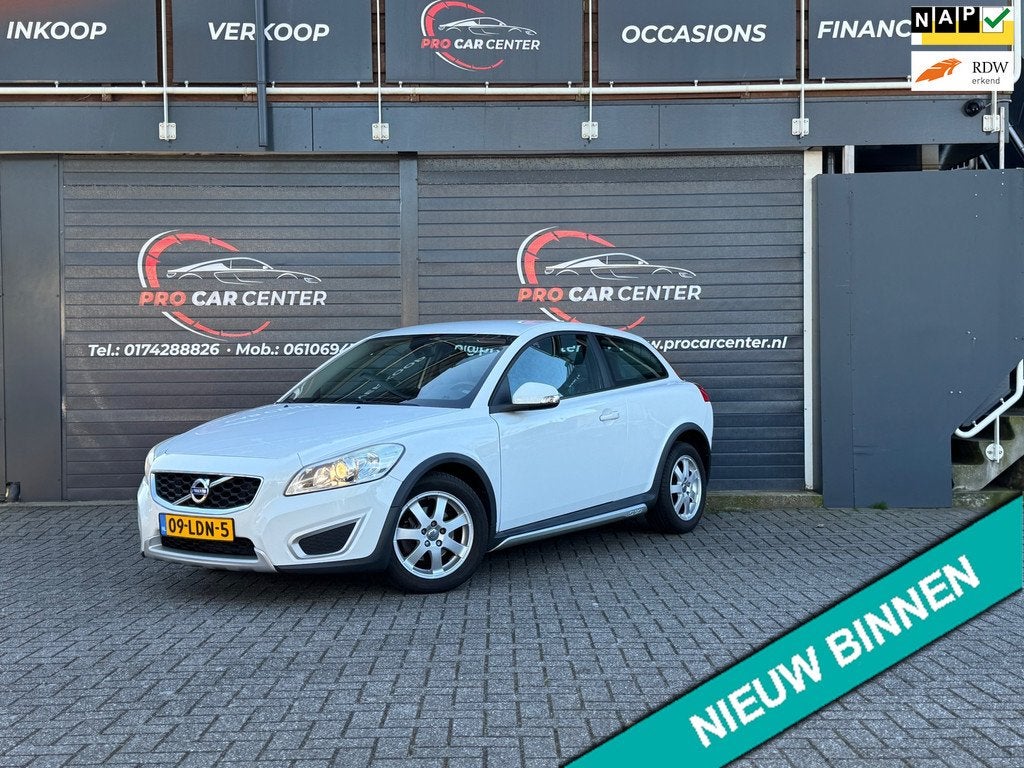 Volvo C30 1.6 Kinetic CRUISE|CLIMATE|NAVI|EL.RAMEN|NAP|APK|L, Voorwielaandrijving, 1596 cc, Gebruikt, Automatische klimaatregeling