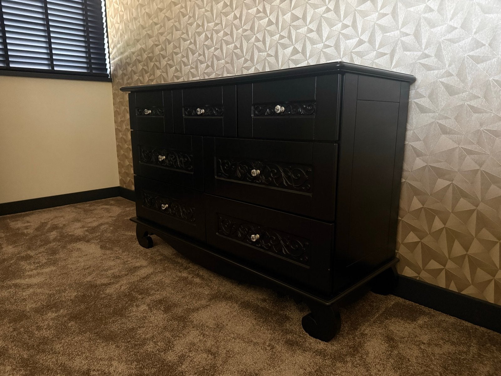 Nieuwe Zwarte Commode 54,5x140 met Diamanten Knopjes, Minder dan 90 cm, 50 tot 70 cm, Nieuw, Ophalen of Verzenden