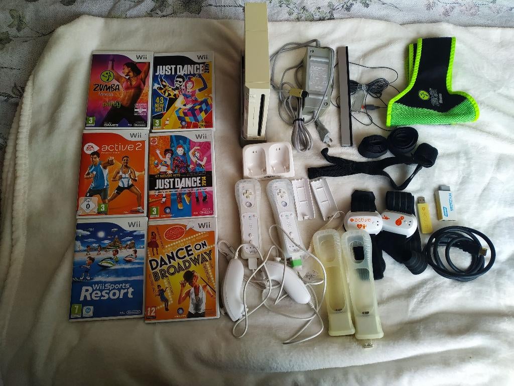 Wii RVL-001 set compleet met spellen, Ophalen of Verzenden, Gebruikt, Met 2 controllers, Met games