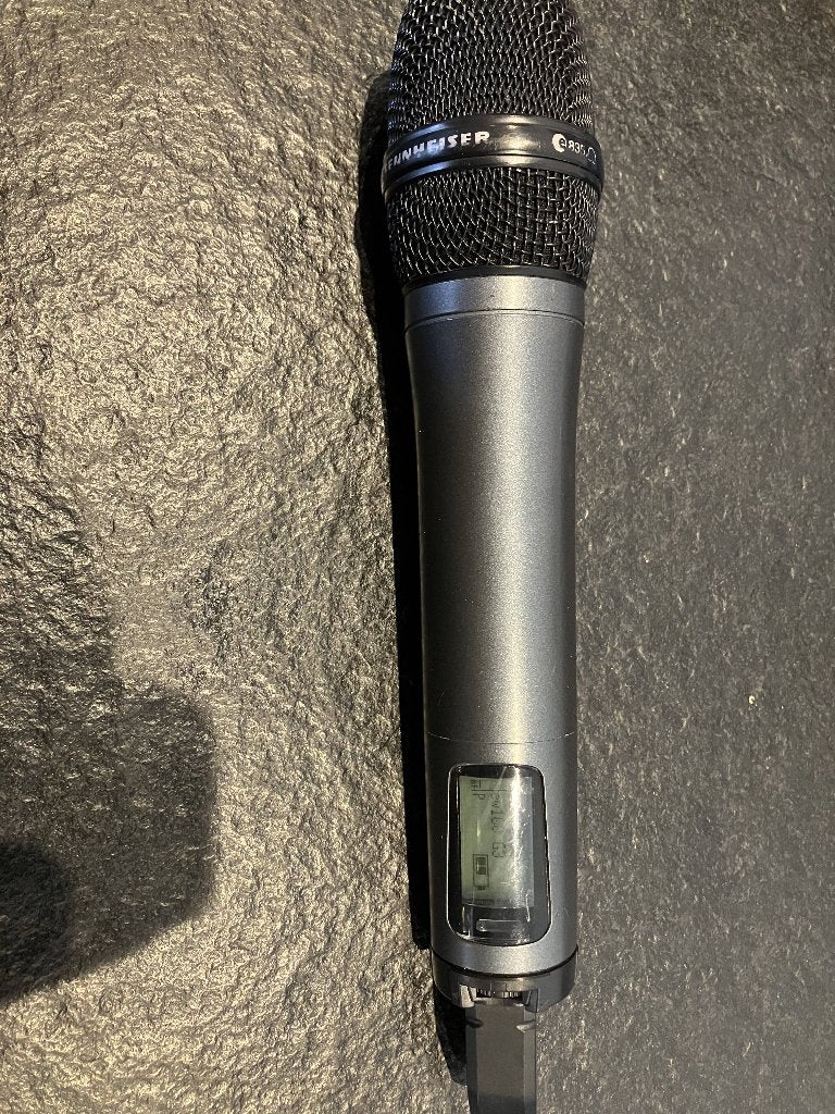 Sennheiser EW100G3 draadloze microfoon D-band 780-822MHZ, Muziek en Instrumenten, Microfoons, Ophalen of Verzenden, Zo goed als nieuw