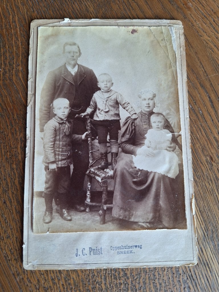 CDV J.C. Puist Oppenhuizerweg Sneek (Fam. uit Hindeloopen), Verzamelen, Foto's en Prenten, Gebruikt, Verzenden, Foto, Voor 1940