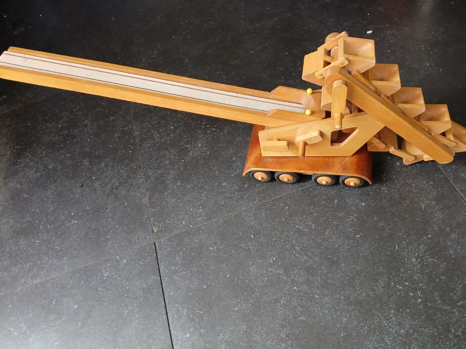 Houten graafmachine - 90 cm - Helemaal intact, Kinderen en Baby's, Speelgoed | Houten speelgoed, Ophalen of Verzenden