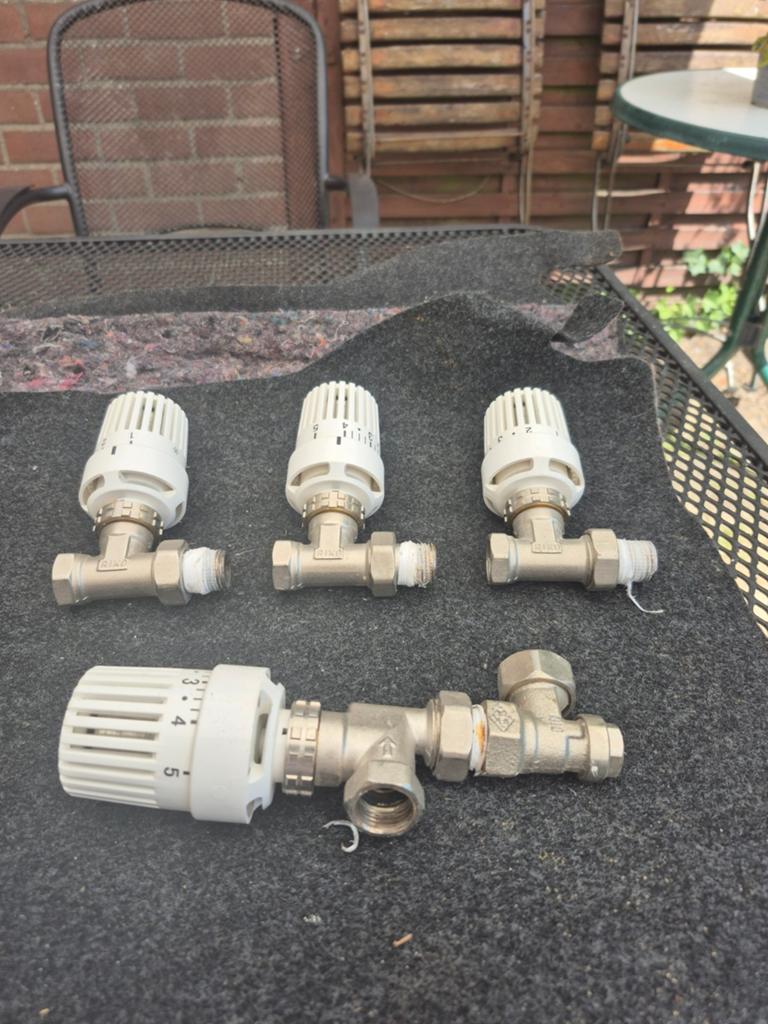 4x Radiator Knoppen 0-5 Stand (3x Recht, 1x Hoek), Ophalen of Verzenden