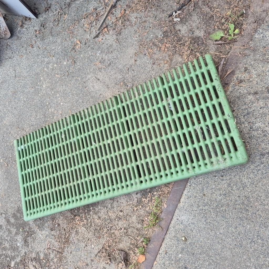 1x zwaar metalen gecoat deurrooster 120x45 cm