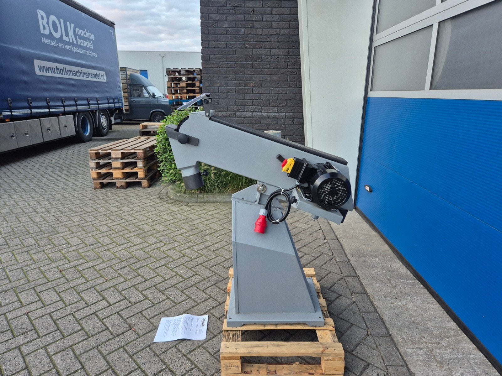 Creusen BS-75 Bandschuurmachine 75x2000 Bj.2016 Nieuwstaat!!, Creusen, Holland, Bandschuurmachine, Info@bolkmachinehandel.nl