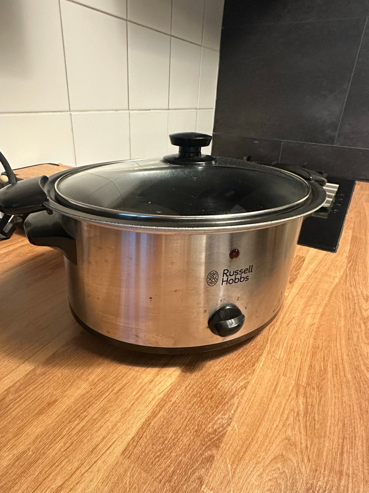 Russell Hobbs Slowcooker - Model 22740-56, Witgoed en Apparatuur, Ophalen, Gebruikt