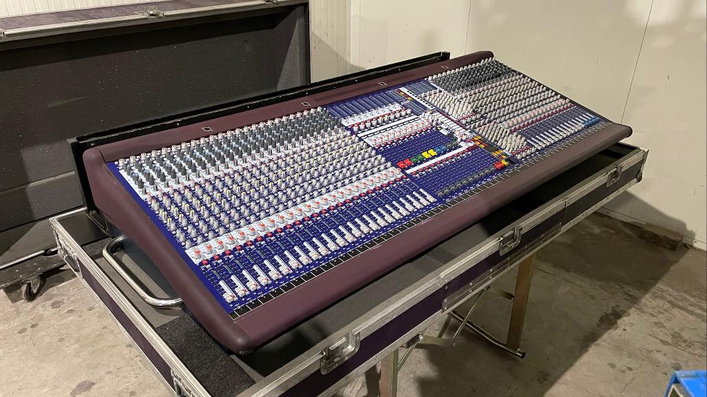 Midas H1000, Ophalen, Zo goed als nieuw, 20 kanalen of meer, Microfooningang