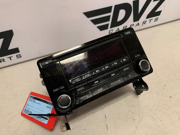 Radio CD Speler van een Mitsubishi Lancer, Gebruikt, -, -, Ophalen of Verzenden