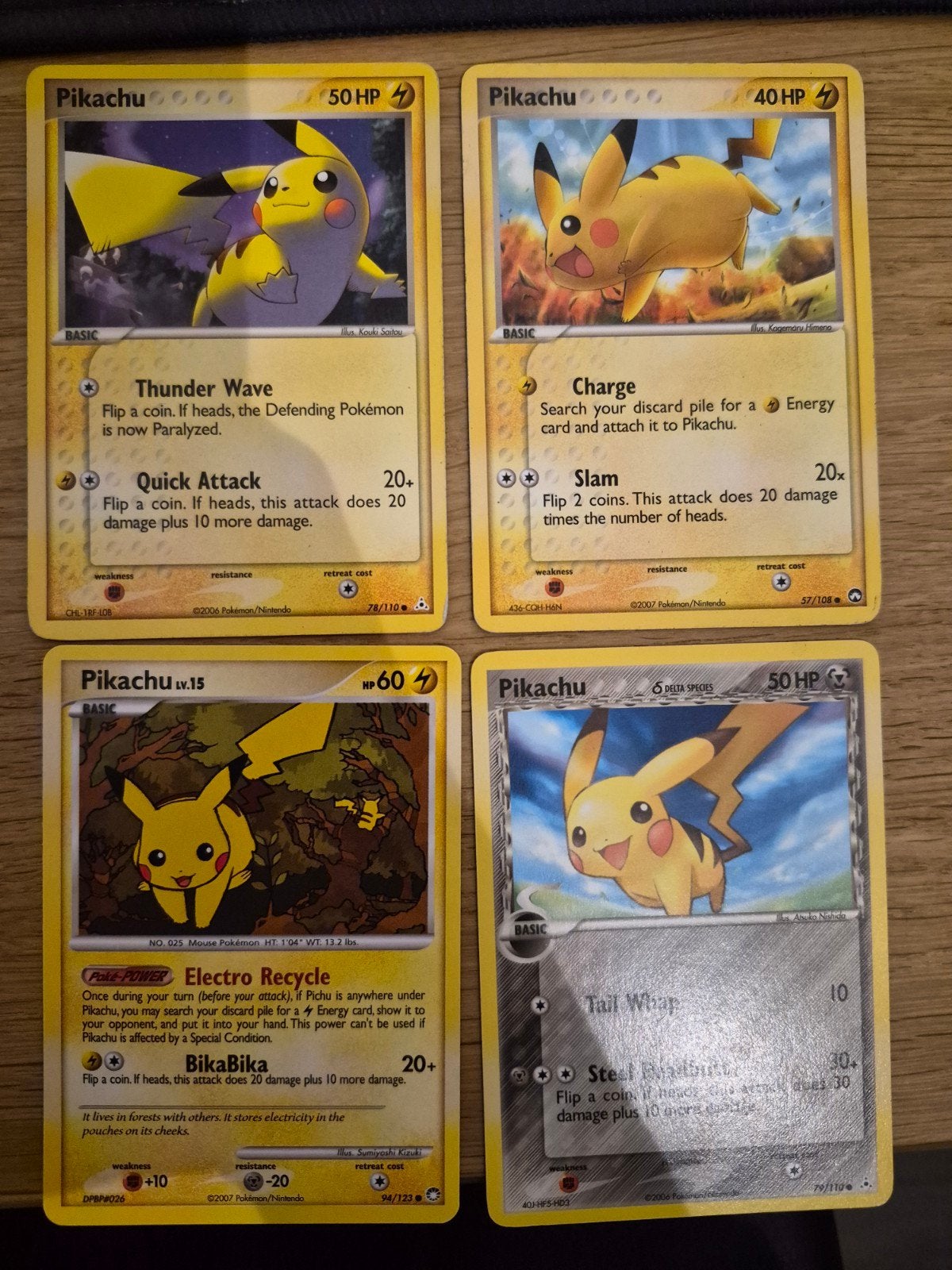 Pikachu Pokémon kaarten - 4 stuks, Ophalen, Gebruikt, Meerdere kaarten