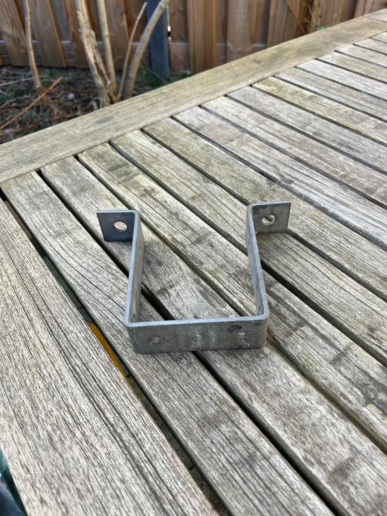 Montagebeugel voor HWA/afvoerbuis - Schuttingbevestiging, Tuin en Terras, Ophalen, Gebruikt, IJzer