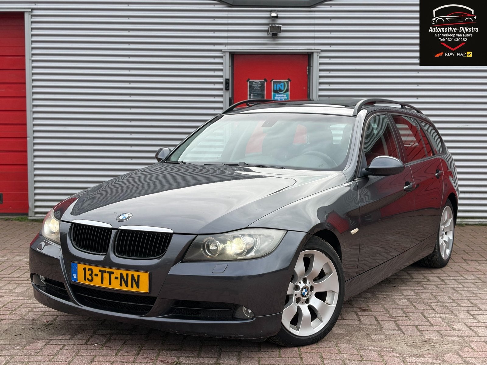 BMW 3-Serie Touring 320i/ AUTOM./ Pano-Dak/ Xenon/ Trekhaak, Auto's, Automaat, 1995 cc, 4 cilinders, 150 pk
