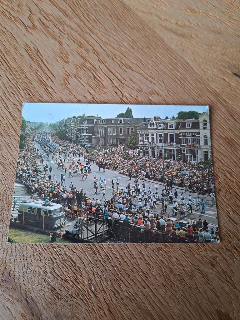 Zeldzame Ansichtkaart Nijmeegse Vierdaagse (1960-1980), Ophalen of Verzenden, 1960 tot 1980, Gelopen, Gelderland