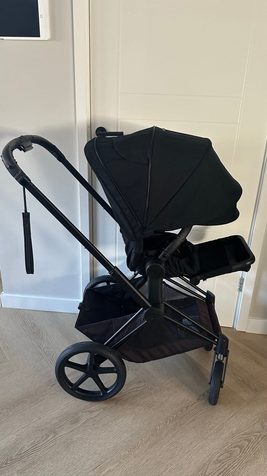 Cybex Priam 3 kinderwagen met reiswieg - black on black, Kinderen en Baby's, Kinderwagens en Combinaties, Ophalen, Gebruikt, Overige merken