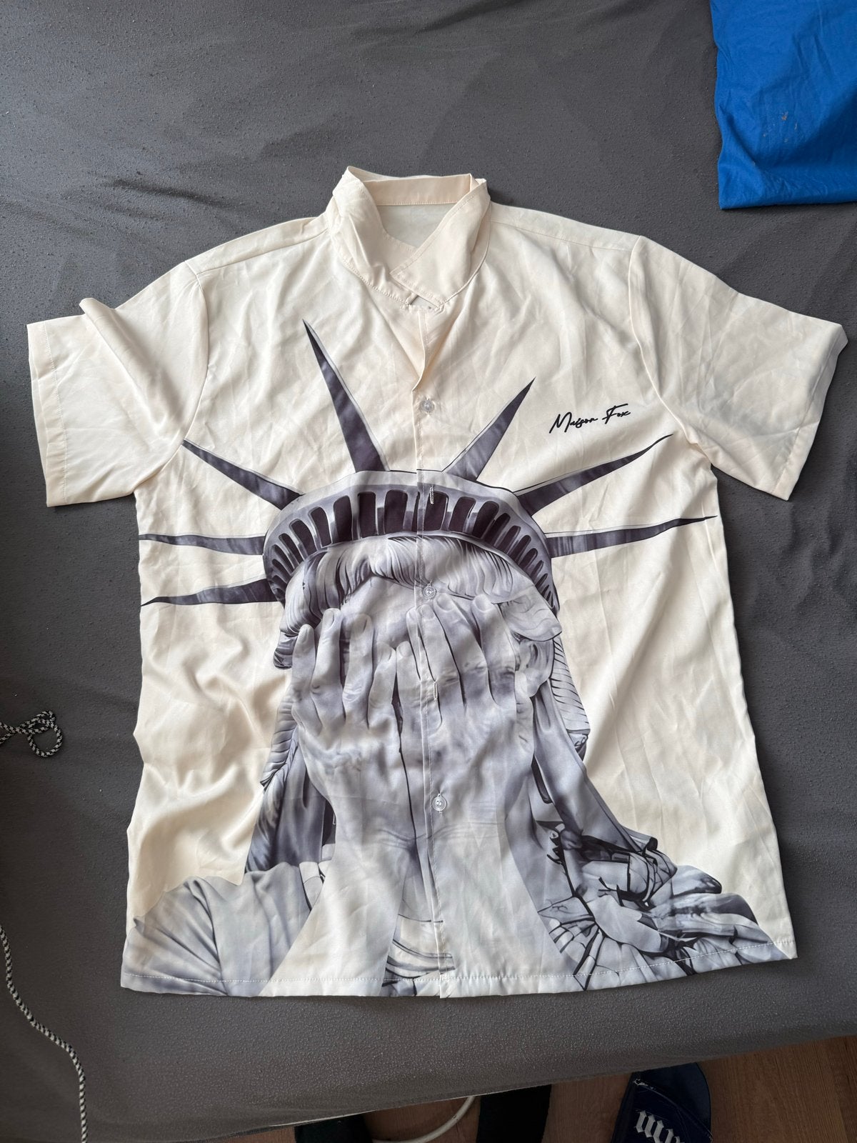 Zomerse blouse met Vrijheidsbeeld print - Maat M, Ophalen of Verzenden, Nieuw, Maat 48/50 (M), Beige
