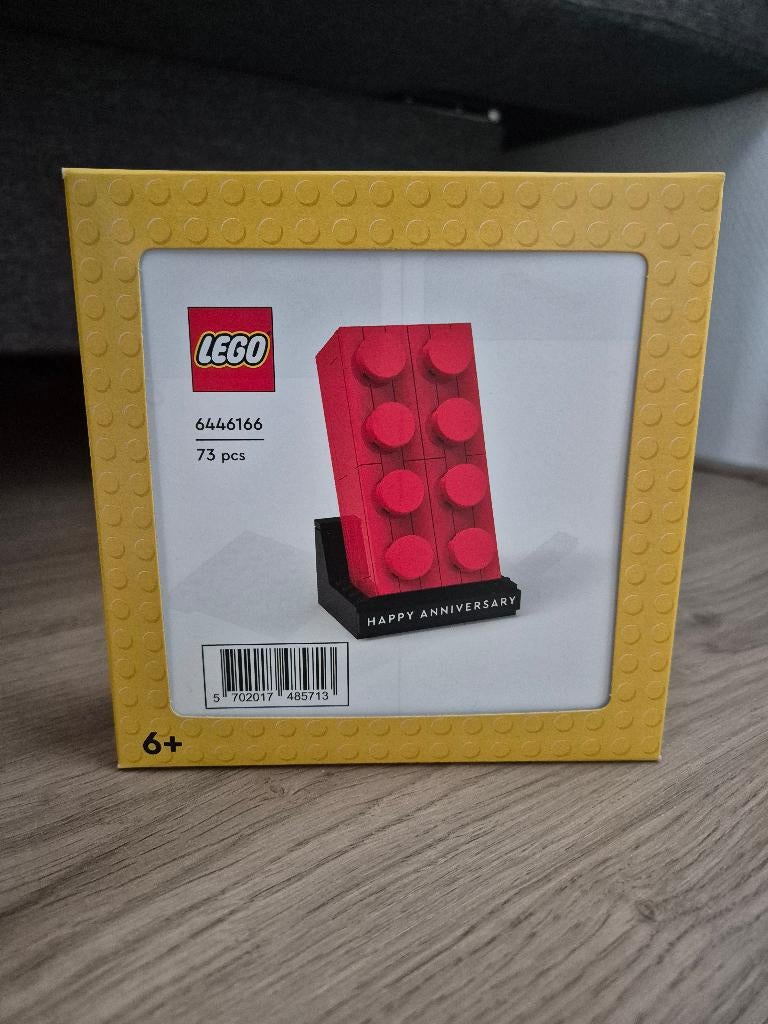 LEGO 6446166 Store Anniversary Red Brick - 𝗻𝗶𝗲𝘂𝘄, Lego, Nieuw, Ophalen of Verzenden, Complete set