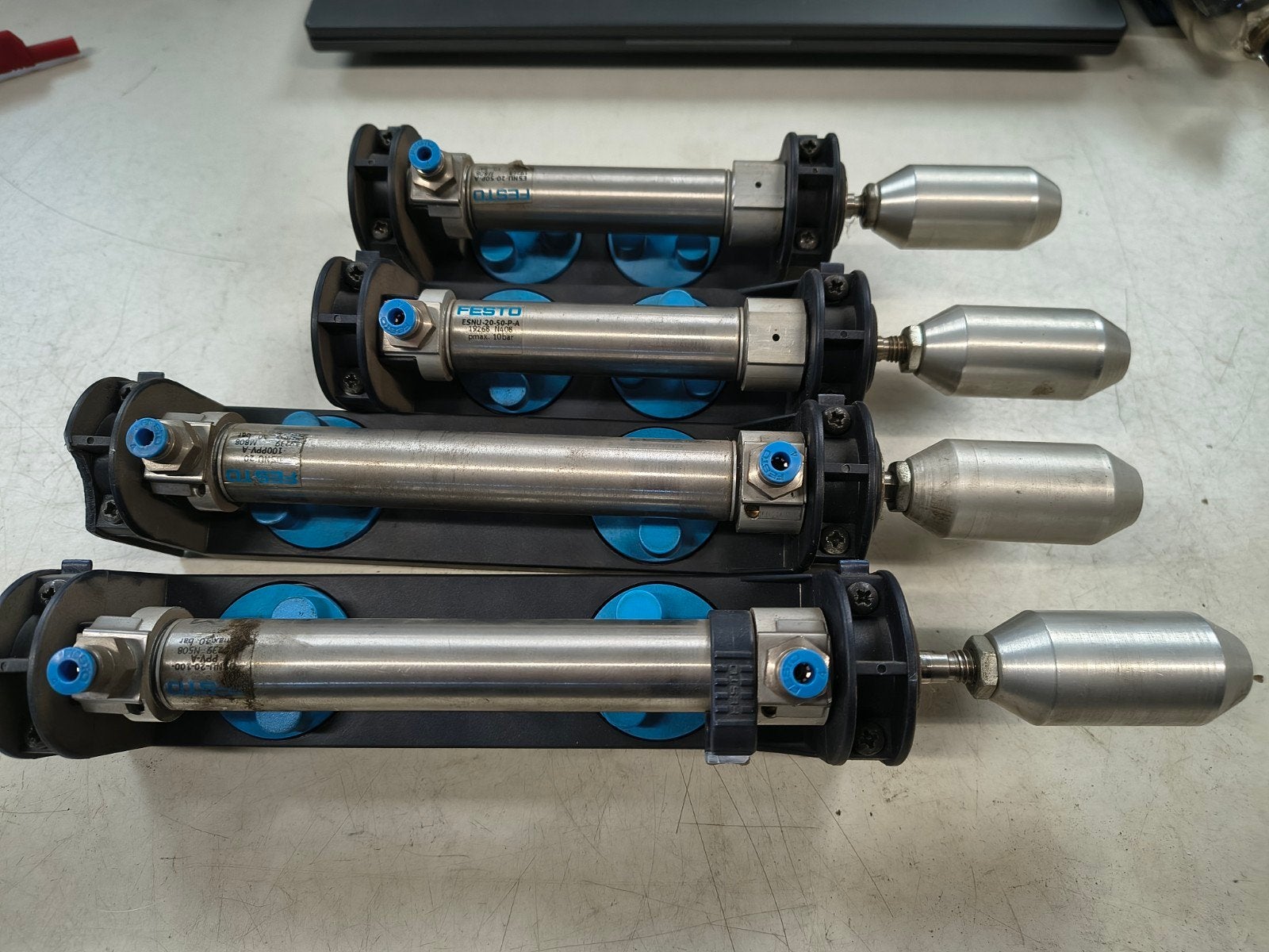 Festo pneumatische cilinders set (4 stuks) - ESNU / DSNU inc, Ophalen of Verzenden
