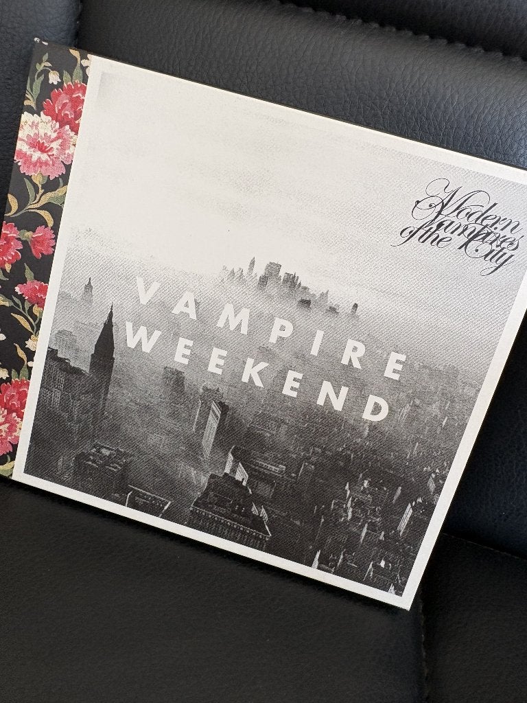 Vampire Weekend, CD Modern Vampires of the City (Japan), Verzenden, Zo goed als nieuw, Bonusmateriaal, Poprock