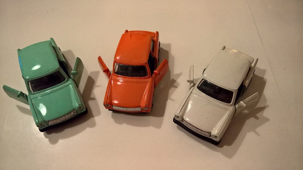 Set van 3 stuks Trabant 601  1:32   net uit de garantie  :-), Verzenden, Gebruikt, Auto, Overige merken