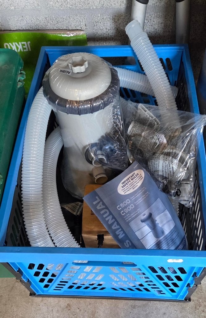 Filterpomp C9000 met toebehoren, Ophalen, Nieuw, Filter
