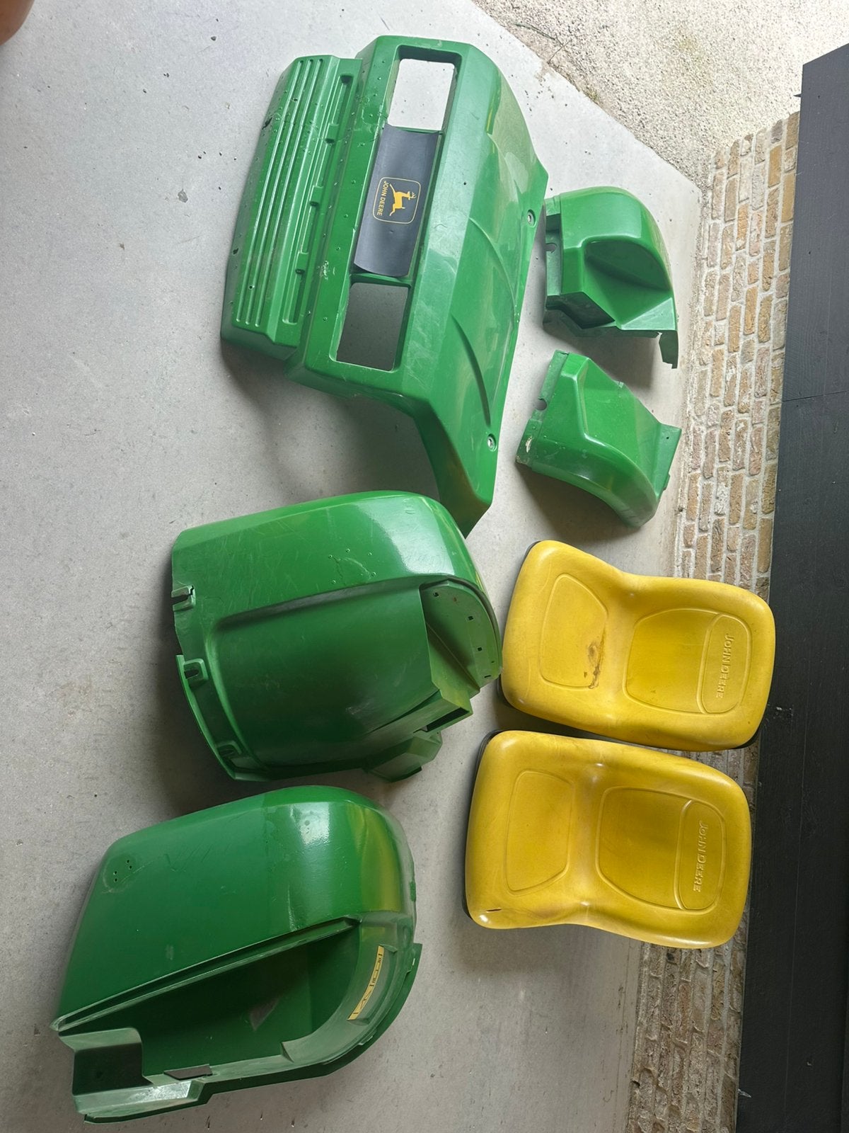 John Deere Gator 6x4, carrosseriedelen en stoelen, Ophalen, Voor, Bumper