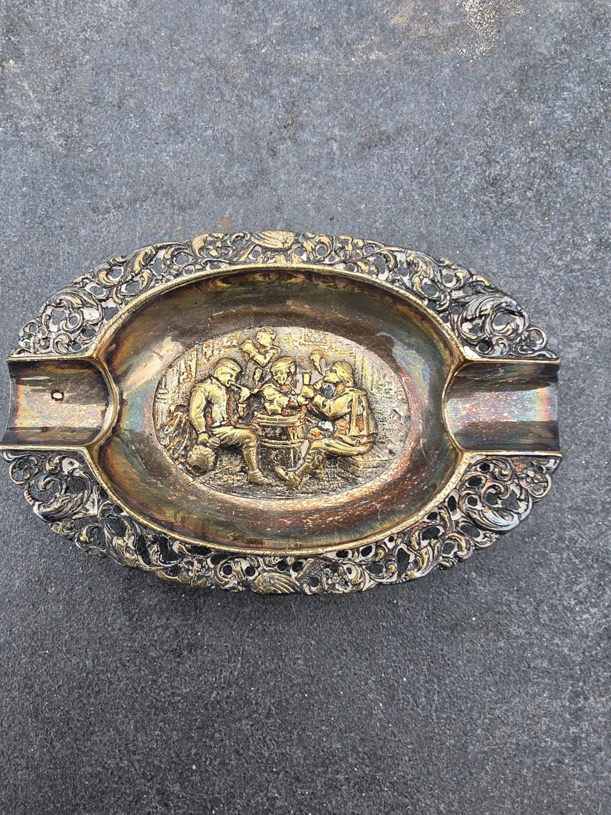Vintage metal asbak met reliëf, 9x6 cm, Ophalen of Verzenden