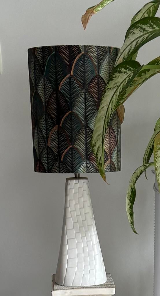 Lamp + mooie nieuwe kap 2  stuks, Huis en Inrichting, Lampen | Lampenkappen, Ophalen, Nieuw, 50 cm of meer, Modern