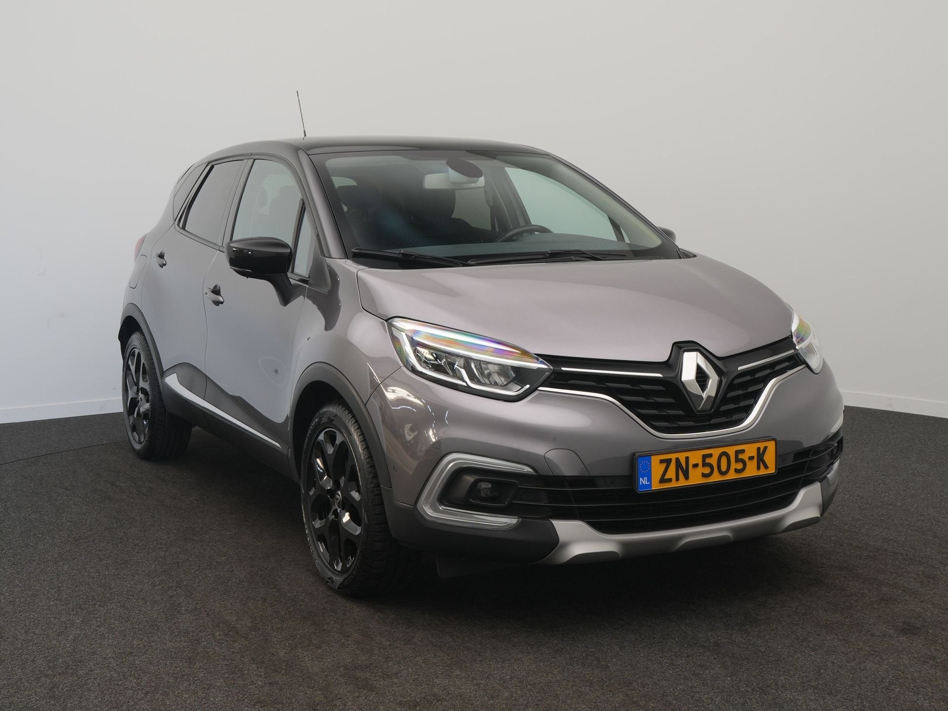 Renault Captur TCe 150 EDC Intens - RIJKLAARPRIJS - 150 pk !, Auto's, Renault, 12 maanden, Stof, Gebruikt, 4 cilinders