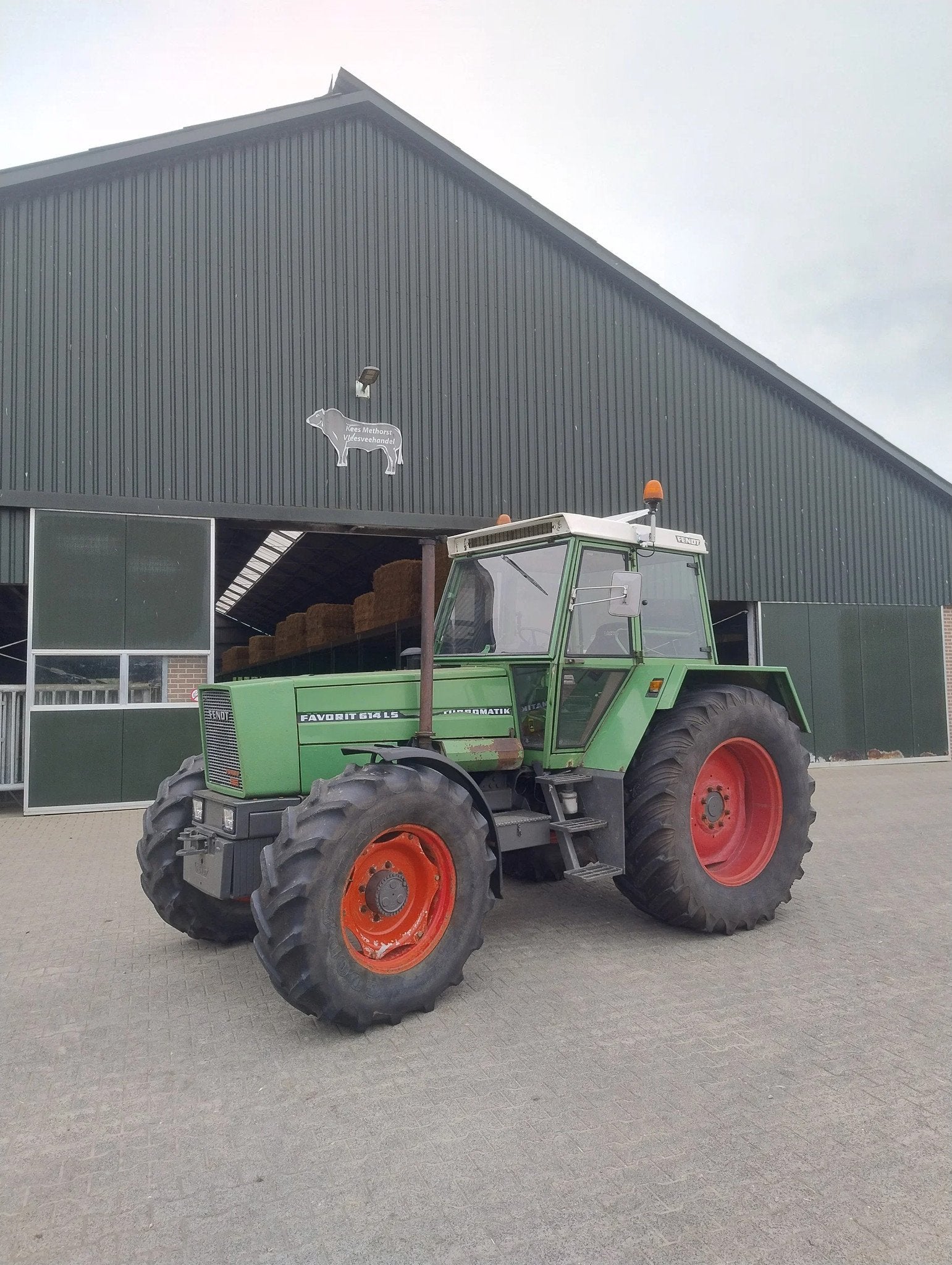 Fendt Favorit 614 LSA 614 ls turbomatik (bj 1983), Jan Methorst, Gebruikt, Janmethorst.deglind@gmail.com, Schoonderbekerweg 2
3794 NB  De Glind