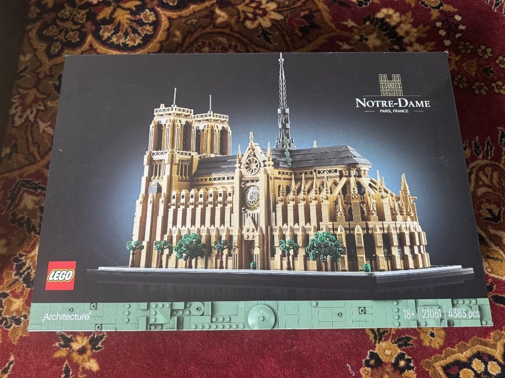 Lego 21061 Notre Dame, Kinderen en Baby's, Speelgoed | Duplo en Lego, Ophalen, Lego, Nieuw, Architecture