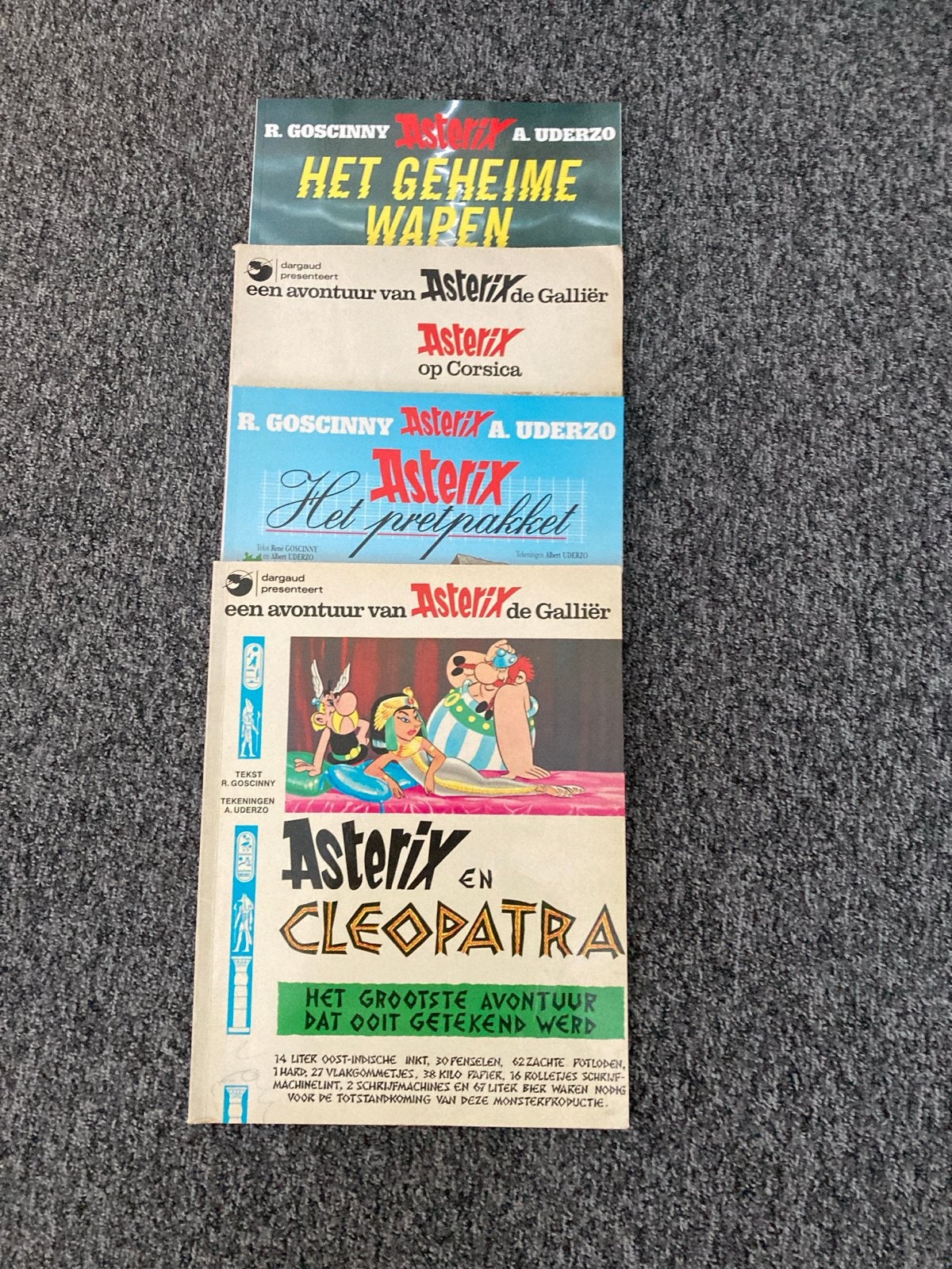 Asterix Stripboeken Collectie - 4 delen, Meerdere stripboeken, Ophalen of Verzenden, Gelezen