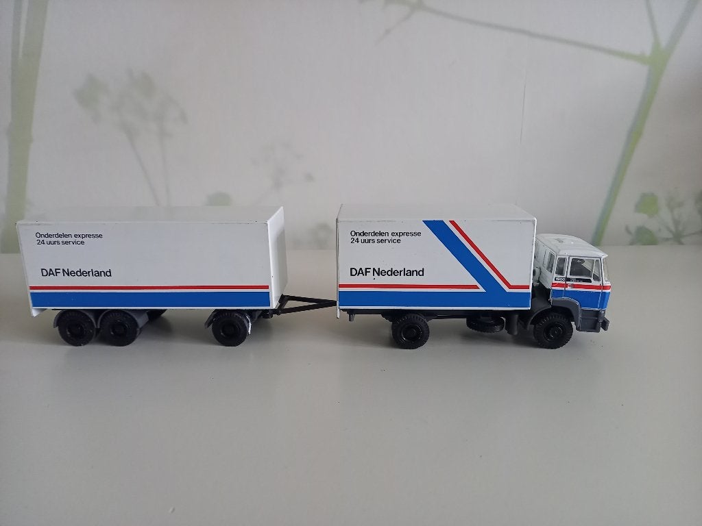 Daf 1900 met aanhanger  onderdelen express, Ophalen of Verzenden, Zo goed als nieuw, Bus of Vrachtwagen, Lion Toys