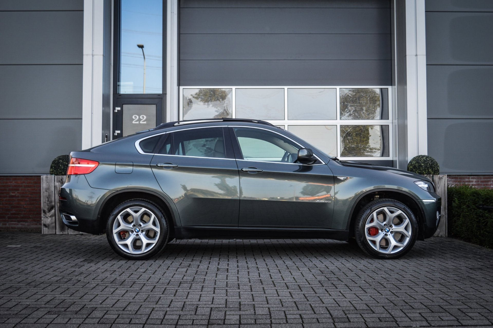 BMW X6 XDrive50i|SOFTCLOSE|CAMERA|MEMORY|PANO|XENON, 8 cilinders, Vierwielaandrijving, 408 pk, Automatische klimaatregeling