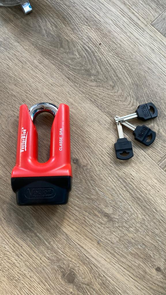 Remschijf slot, Motoren, Ophalen of Verzenden, Zo goed als nieuw