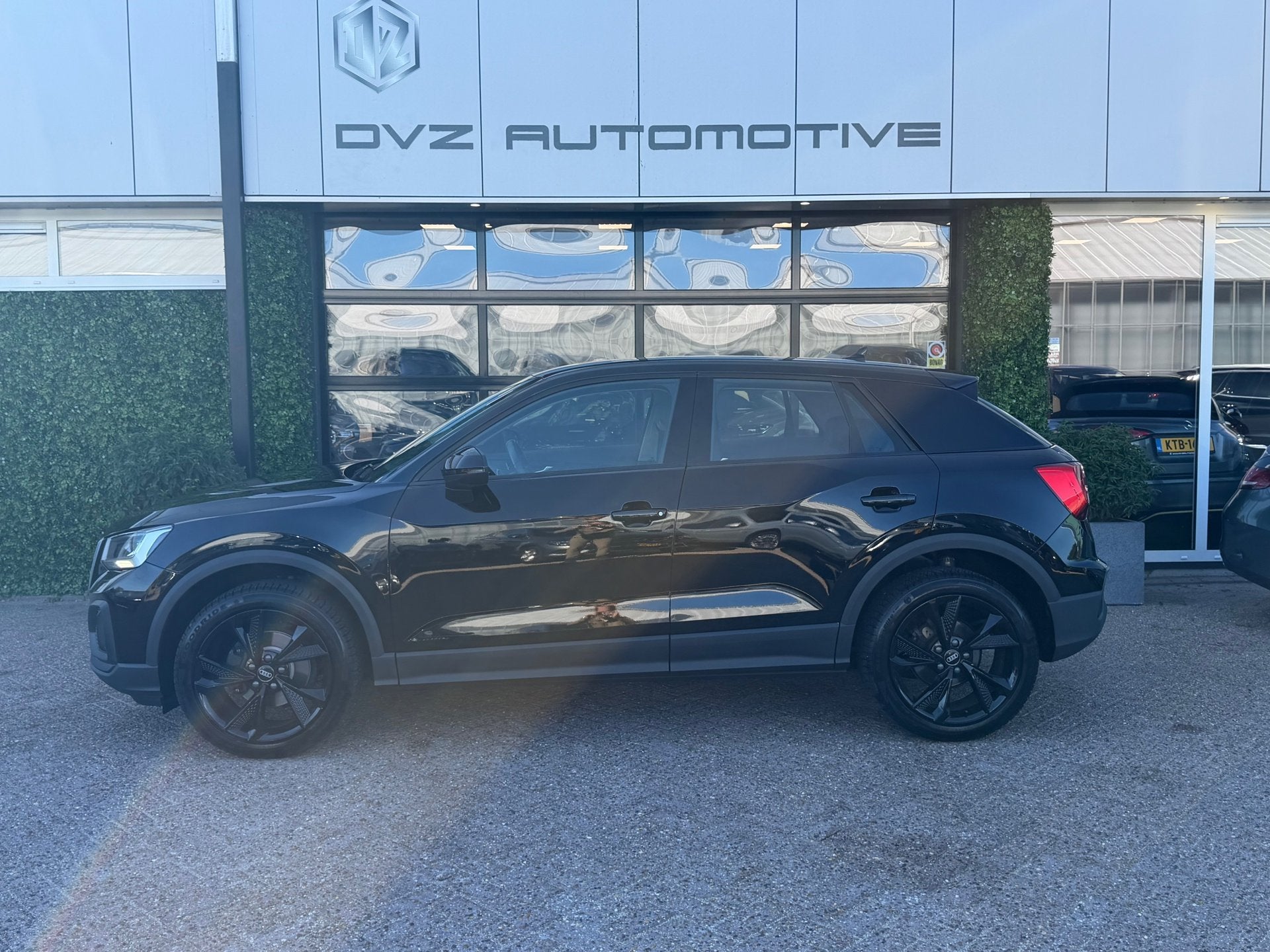 Audi Q2 35 TFSI 150PK DSG Pro Line | Carplay | PDC | 18" LMV, Auto's, Dealer onderhouden, Stof, 4 cilinders, Zwart