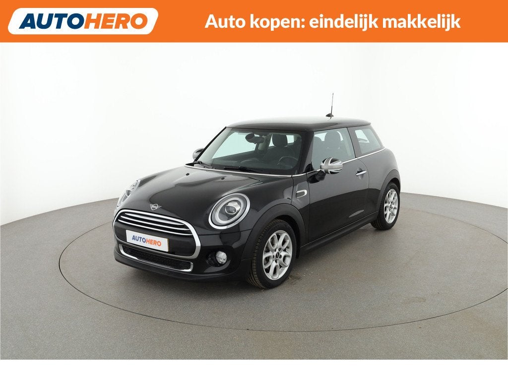 MINI Mini 1.5 One Pepper |NL28467| (bj 2018, automaat), Auto's, Mini, Start-stop-systeem, Stof, Met garantie (alle), 4 stoelen