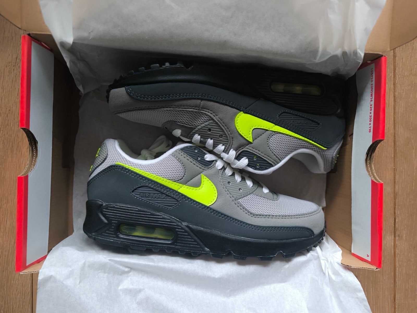Nike Air Max 90 sneakers - Grijs/Neon Geel - Maat 38.5, Geel, Nieuw, Ophalen of Verzenden, Sneakers of Gympen