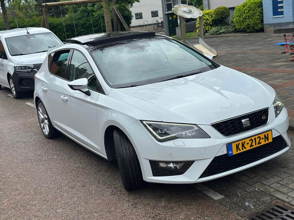Seat Leon 1.8 TSI 180PK Dsg-7 2016 Wit, Auto's, Seat, 1227 kg, 4 cilinders, Wit, Origineel Nederlands