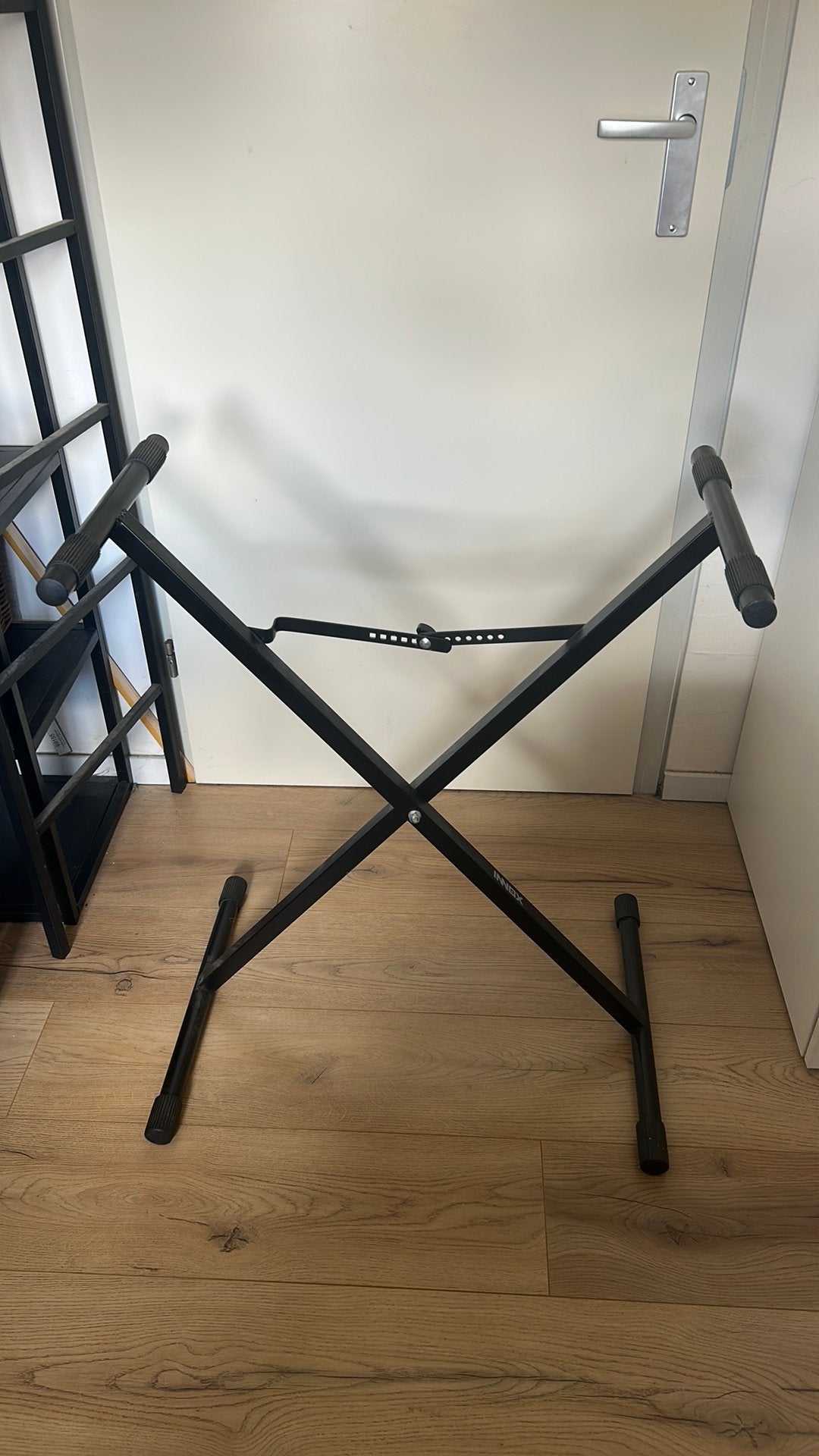 Stage piano/keyboard standaard, Muziek en Instrumenten, Standaards, Ophalen, Zo goed als nieuw