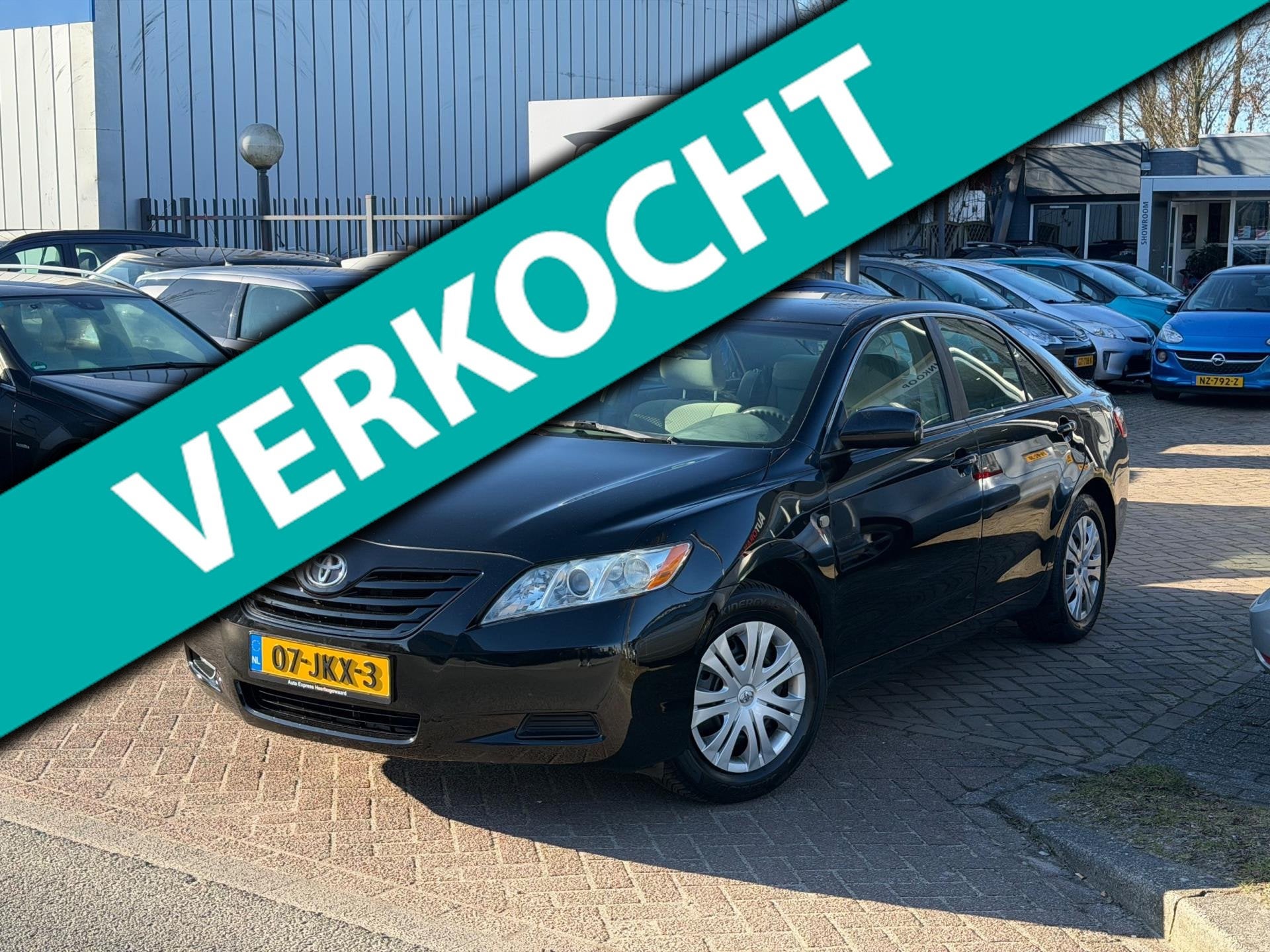 Toyota CAMRY 2.4 Aut/Clima/Navigatie/Cruise/Carplay/Apk, Keurmerk '100% Onderhouden', 1458 kg, Gebruikt, 161 pk